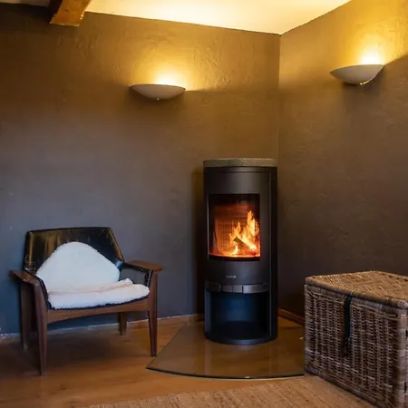 Tatil Evi 400 Year Farmhouse 255 Sq Mt 3 Bedrooms Garden - Resi Haus Strasswalchen
